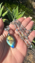Load image into Gallery viewer, Labradorite Wire Necklace