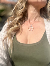 Load image into Gallery viewer, Clear Quartz Necklace