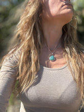 Load image into Gallery viewer, Turquoise Necklace