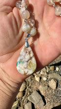 Load image into Gallery viewer, Flower Agate Wire Necklace