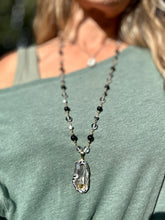Load image into Gallery viewer, Agate Slice with Clear Quartz Wire Necklace
