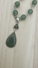 Load and play video in Gallery viewer, Green Aventurine Wire Necklace.
