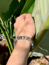 Load image into Gallery viewer, Labradorite Bracelet