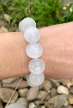 Load image into Gallery viewer, Selenite Bracelet