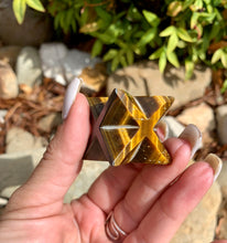 Load image into Gallery viewer, Tigers Eye Merkaba