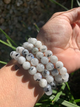 Load image into Gallery viewer, Rainbow Moonstone