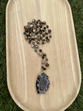 Load image into Gallery viewer, Agate Geode Slice Wire Necklace
