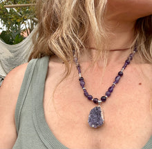 Load image into Gallery viewer, Amethyst Necklace.