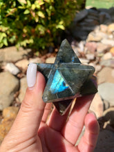 Load image into Gallery viewer, Labradorite Merkaba