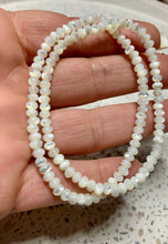 Load image into Gallery viewer, Trochus Shell Abacus Bead Bracelet