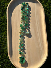 Load image into Gallery viewer, Green Geode Wire Necklace