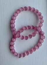 Load image into Gallery viewer, Pink Cats Eye Bracelet