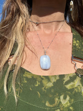 Load image into Gallery viewer, Blue Lace Agate-Necklace.
