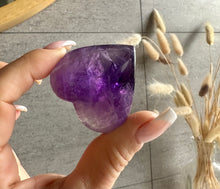 Load image into Gallery viewer, Amethyst  Puffy Heart
