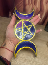 Load image into Gallery viewer, Triple Moon Incense Holder
