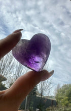 Load image into Gallery viewer, Amethyst  Puffy Heart
