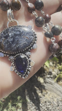 Load and play video in Gallery viewer, Pietersite Wire Necklace.
