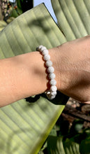 Load image into Gallery viewer, Howlite Bracelet
