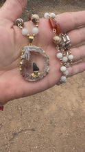 Load and play video in Gallery viewer, Wire Necklace Druzy Agate Slice with Black Tourmaline
