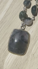 Load and play video in Gallery viewer, Moss Agate Wire Necklace
