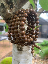 Load image into Gallery viewer, Sandalwood Mala Bracelet/ Necklace
