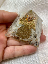 Load image into Gallery viewer, Rainbow Moonstone Orgonite Pyramid
