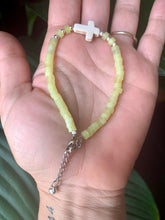 Load image into Gallery viewer, Lemon Jade Heishi Bracelet
