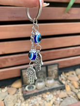 Load image into Gallery viewer, Hamsa Hand with Evil Eye Key Charms
