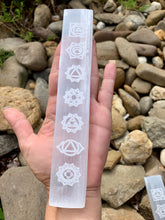 Load image into Gallery viewer, Selenite Chakra Charging Rod
