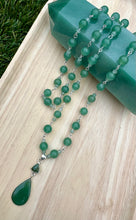 Load image into Gallery viewer, Green Aventurine Wire Necklace.
