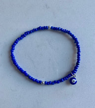 Load image into Gallery viewer, Beautiful Seed Bead Bracelets with Evil Eye Charm.
