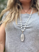 Load image into Gallery viewer, Selenite Wire Necklace.
